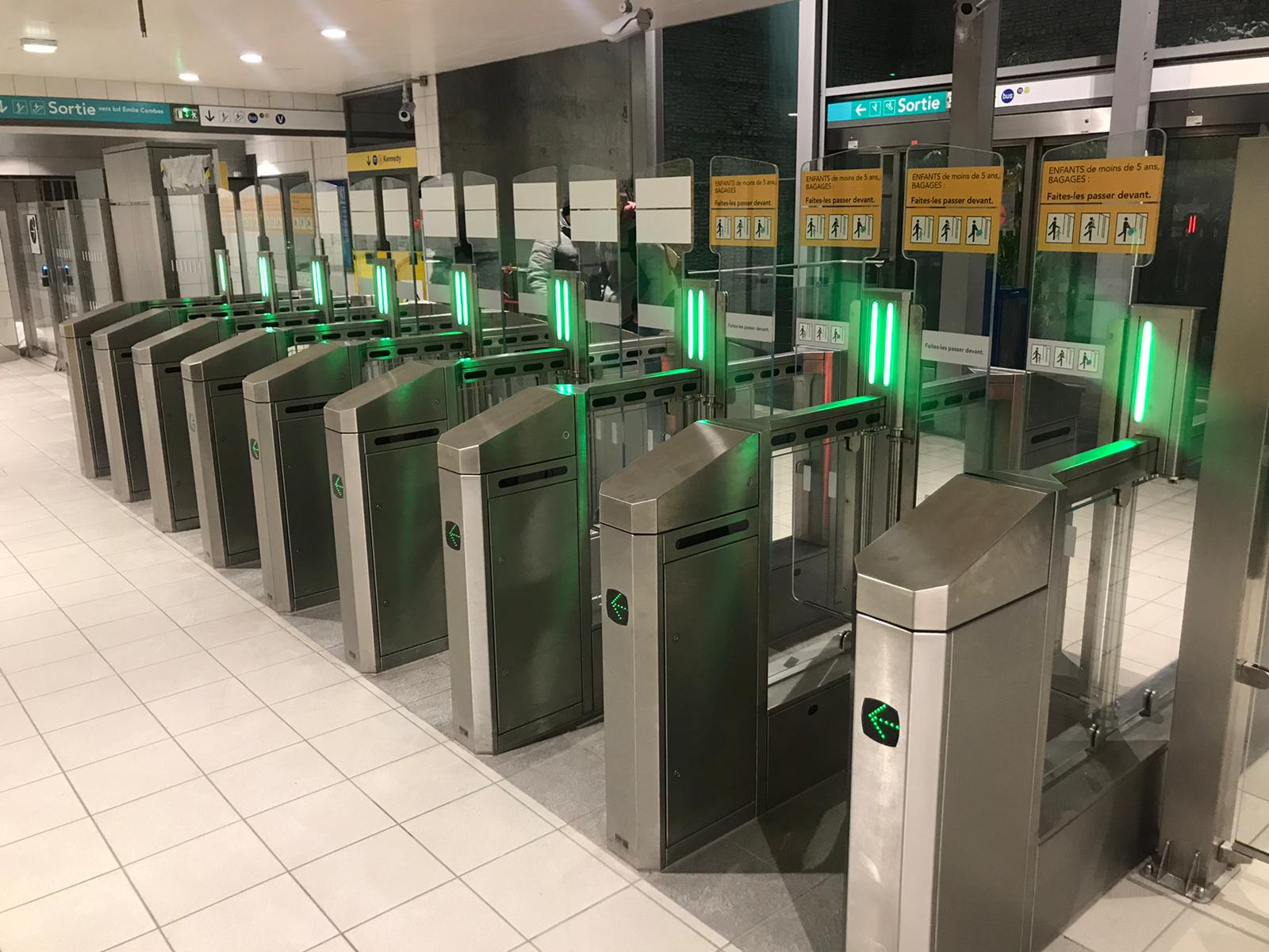 Couloirs rapides de contrôle d’accès pour le métro